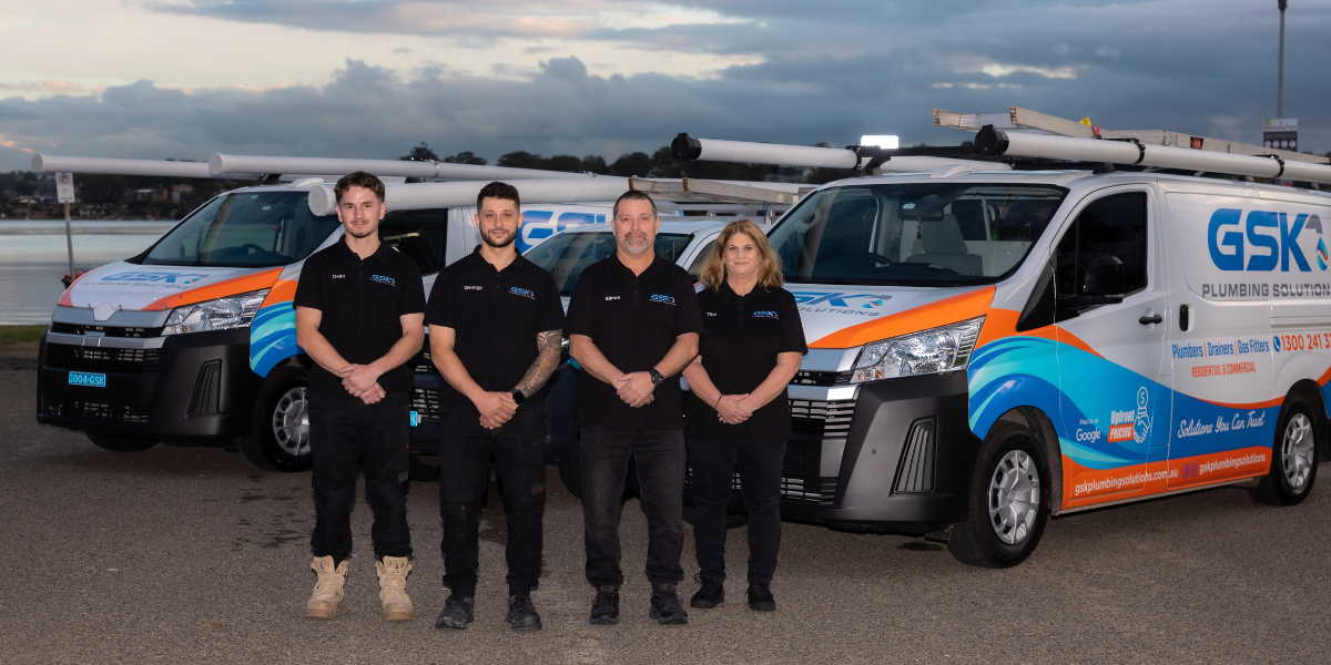 How Professional Plumbers Diagnose and Clear Gurgling Drains